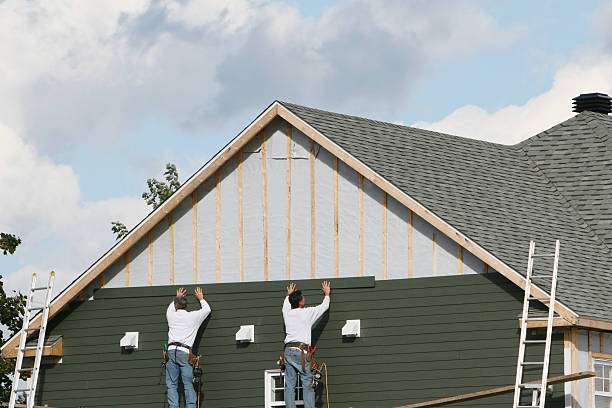 Professional Siding Contractor technician working in Avenel, NJ